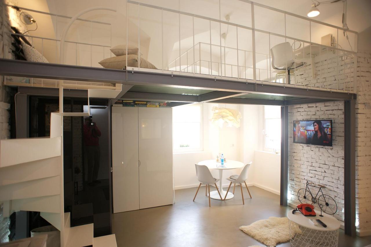 Micro Loft Central In Unirii Cluj-Napoca Exterior foto